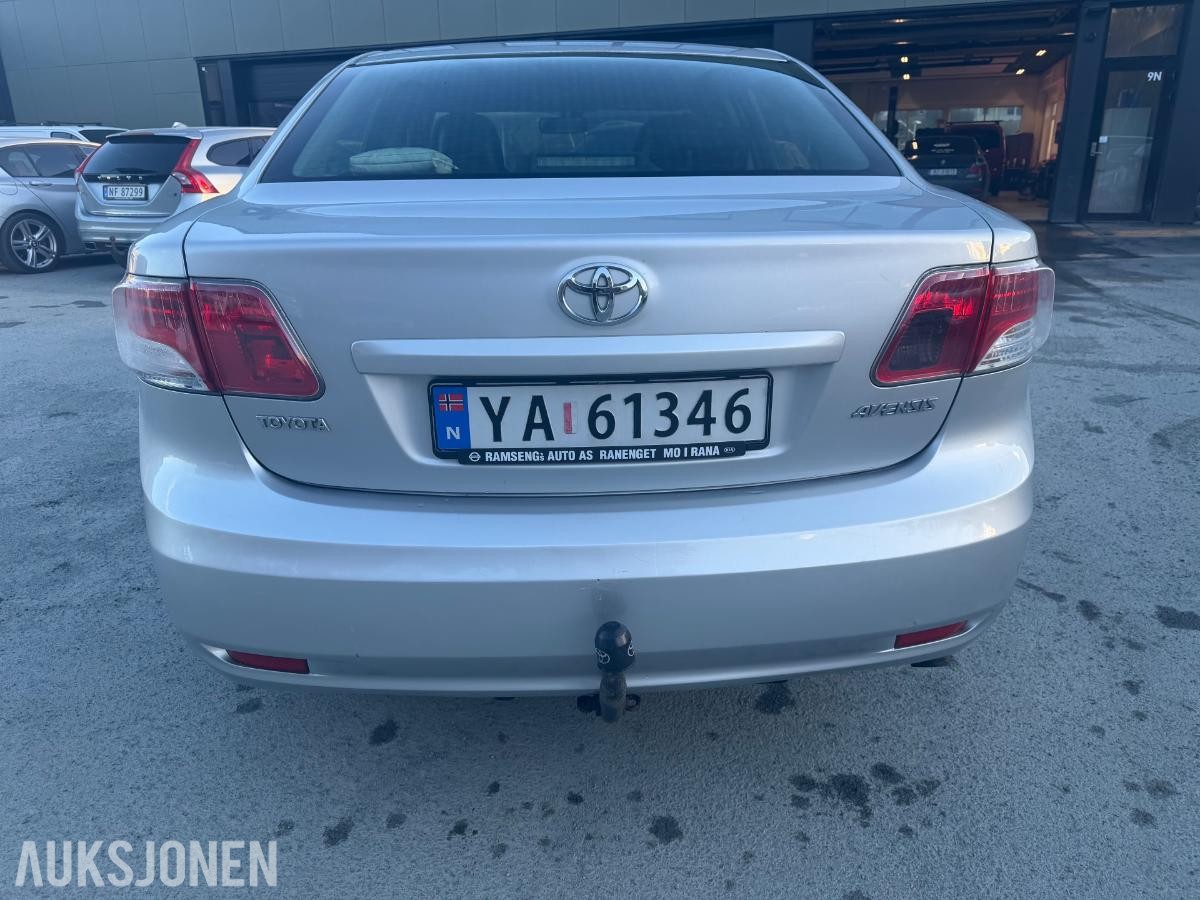 2009 Toyota Avensis 2.0D 126hk Manuell 174890 km