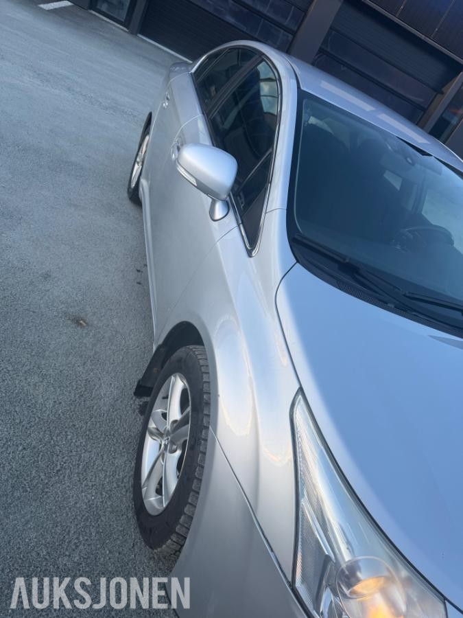 2009 Toyota Avensis 2.0D 126hk Manuell 174890 km
