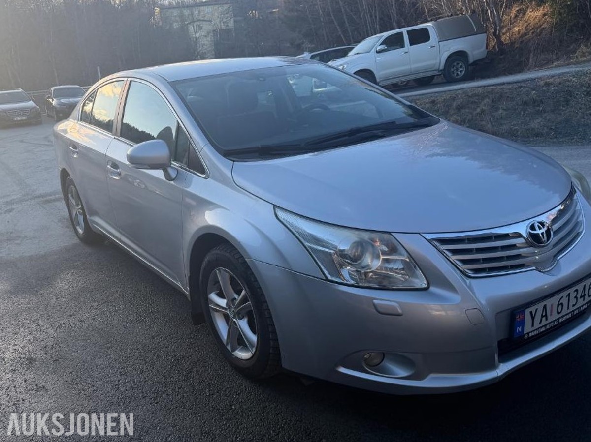 2009 Toyota Avensis 2.0D 126hk Manuell 174890 km