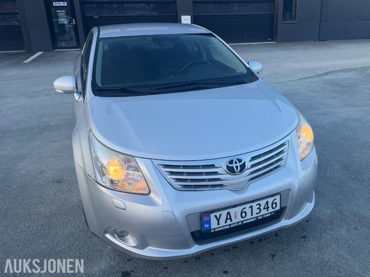 2009 Toyota Avensis 2.0D 126hk Manuell 174890 km