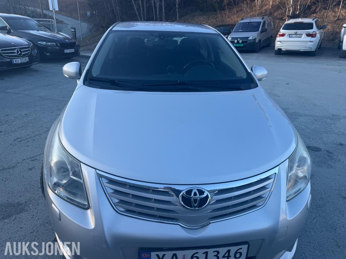 2009 Toyota Avensis 2.0D 126hk Manuell 174890 km