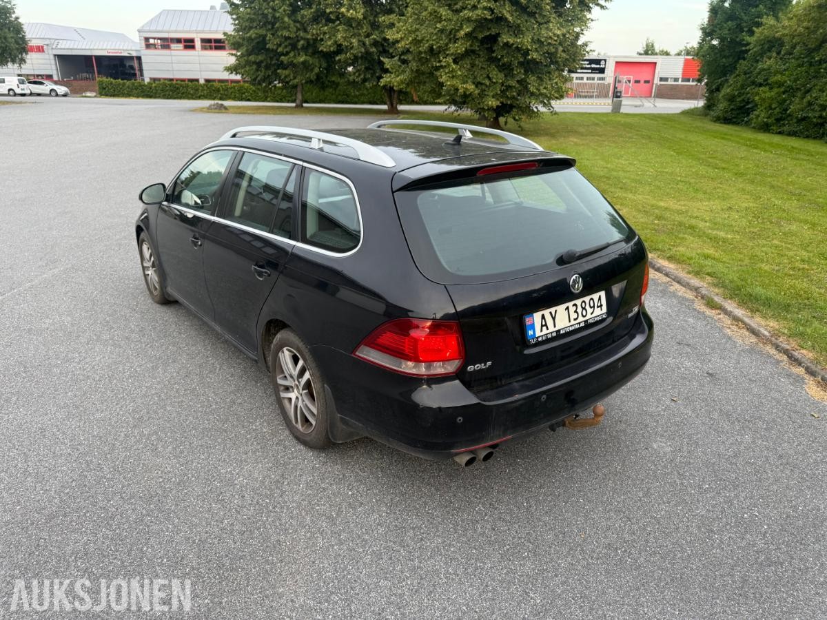 2011 VOLKSWAGEN GOLF VARIANT 1.6 TDI 4MOTION – REPARASJONSOBJEKT – FIREHJULSTREKK – PANORAMATAK