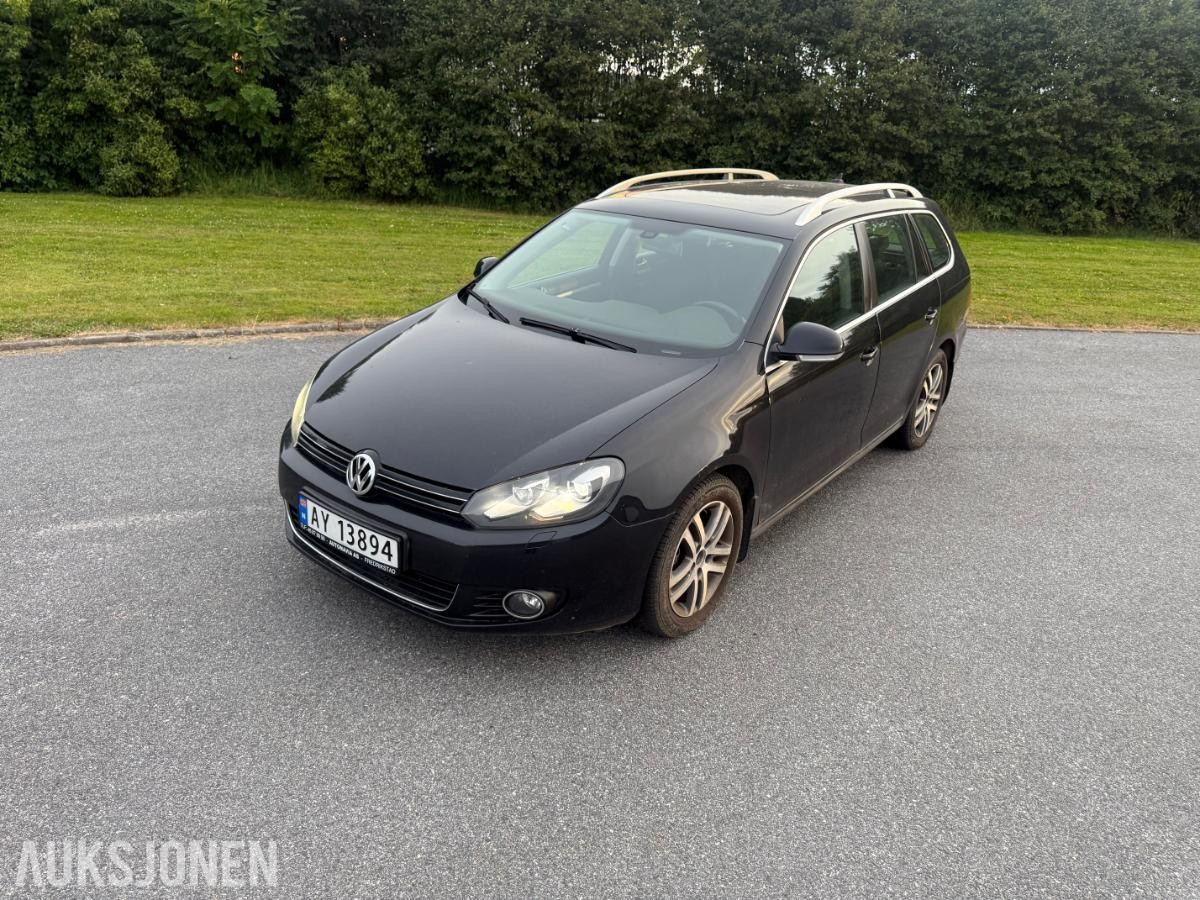 2011 VOLKSWAGEN GOLF VARIANT 1.6 TDI 4MOTION – REPARASJONSOBJEKT – FIREHJULSTREKK – PANORAMATAK