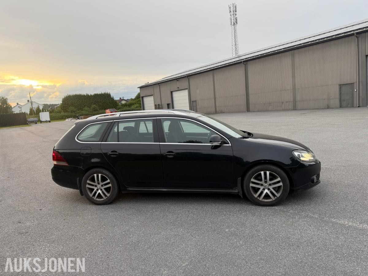 2011 VOLKSWAGEN GOLF VARIANT 1.6 TDI 4MOTION – REPARASJONSOBJEKT – FIREHJULSTREKK – PANORAMATAK