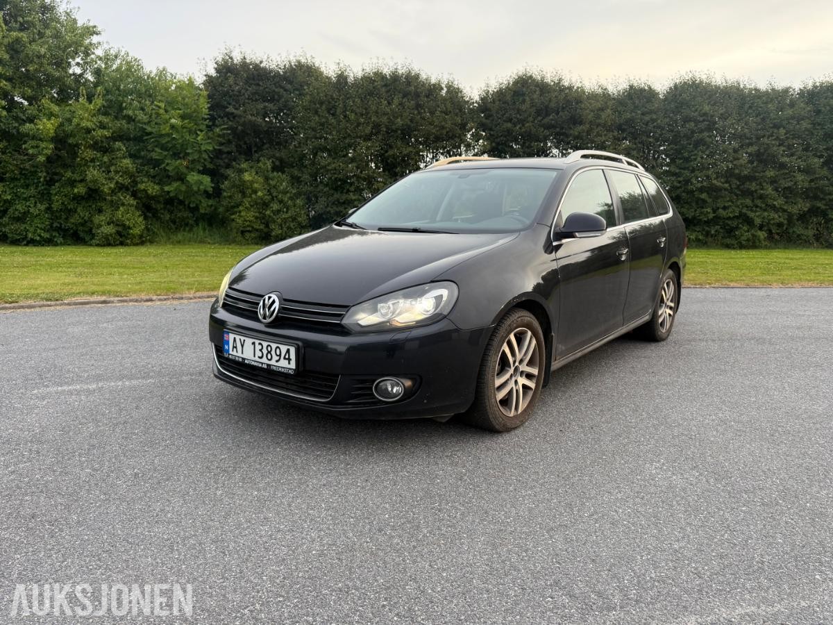 2011 VOLKSWAGEN GOLF VARIANT 1.6 TDI 4MOTION – REPARASJONSOBJEKT – FIREHJULSTREKK – PANORAMATAK