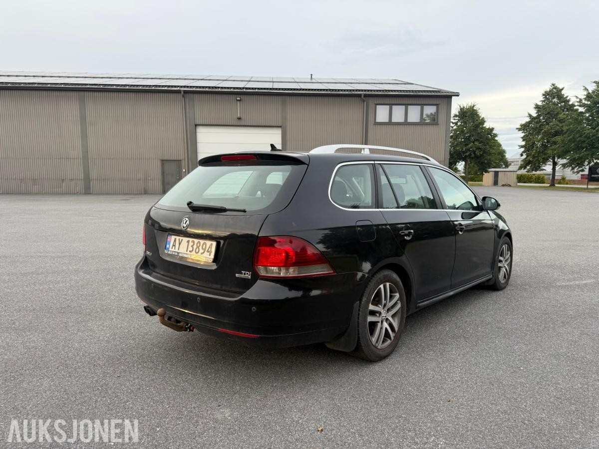 2011 VOLKSWAGEN GOLF VARIANT 1.6 TDI 4MOTION – REPARASJONSOBJEKT – FIREHJULSTREKK – PANORAMATAK