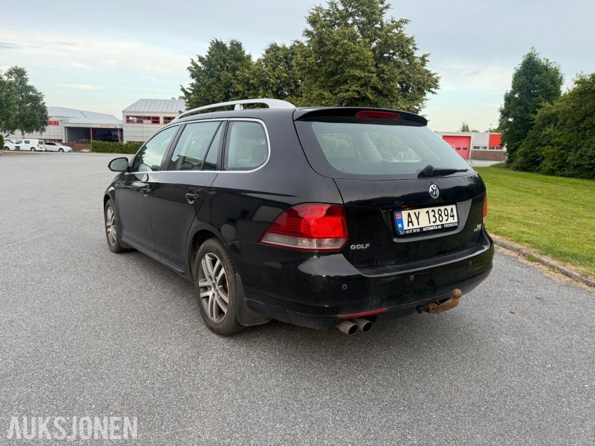 2011 VOLKSWAGEN GOLF VARIANT 1.6 TDI 4MOTION – REPARASJONSOBJEKT – FIREHJULSTREKK – PANORAMATAK