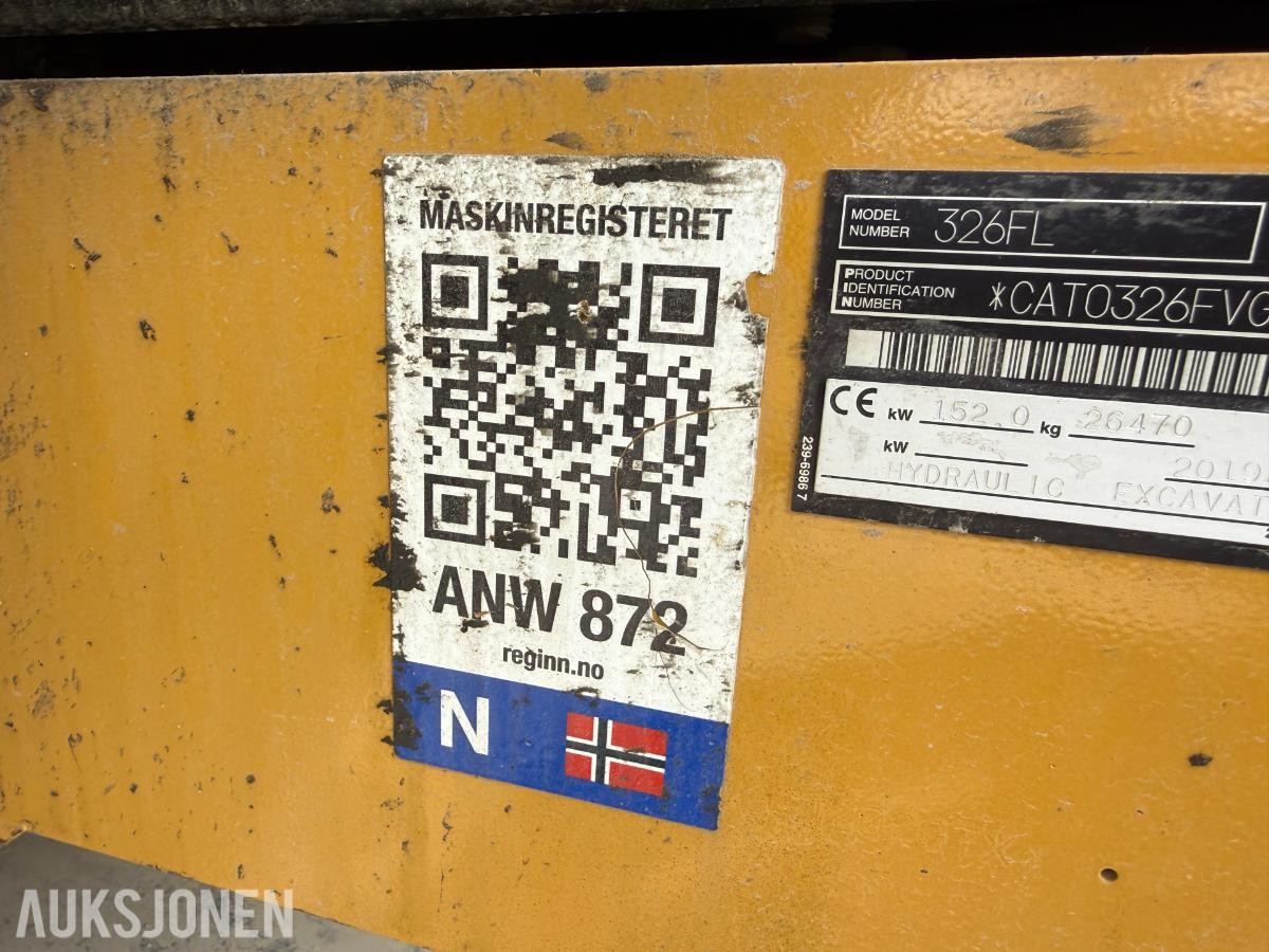 2020 Cat 326F Gravemaskin m/Tiltrotator og 2 skuffer