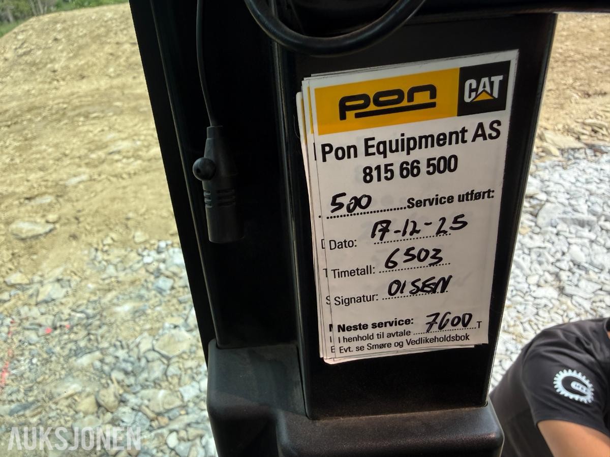 2020 Cat 326F Gravemaskin m/Tiltrotator og 2 skuffer
