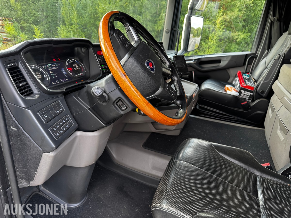  Scania 770 6 x 4 tømmerbil m/Loglift OP påbygg