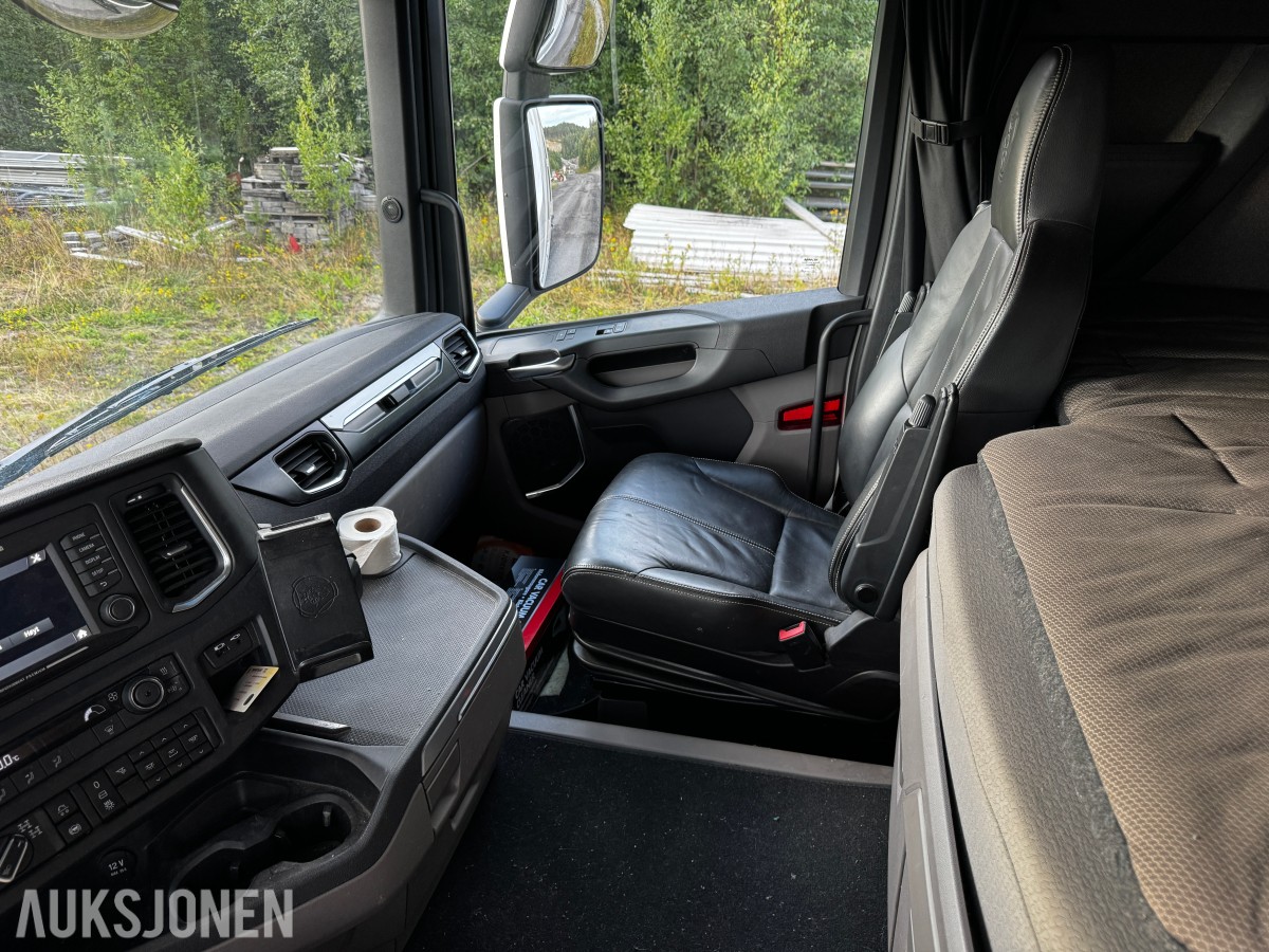  Scania 770 6 x 4 tømmerbil m/Loglift OP påbygg