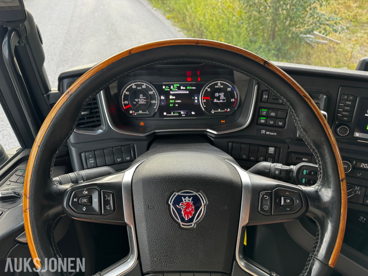  Scania 770 6 x 4 tømmerbil m/Loglift OP påbygg
