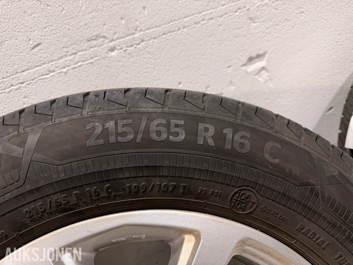 Felger og dekk, 215/65 R16C og 205/60 R16