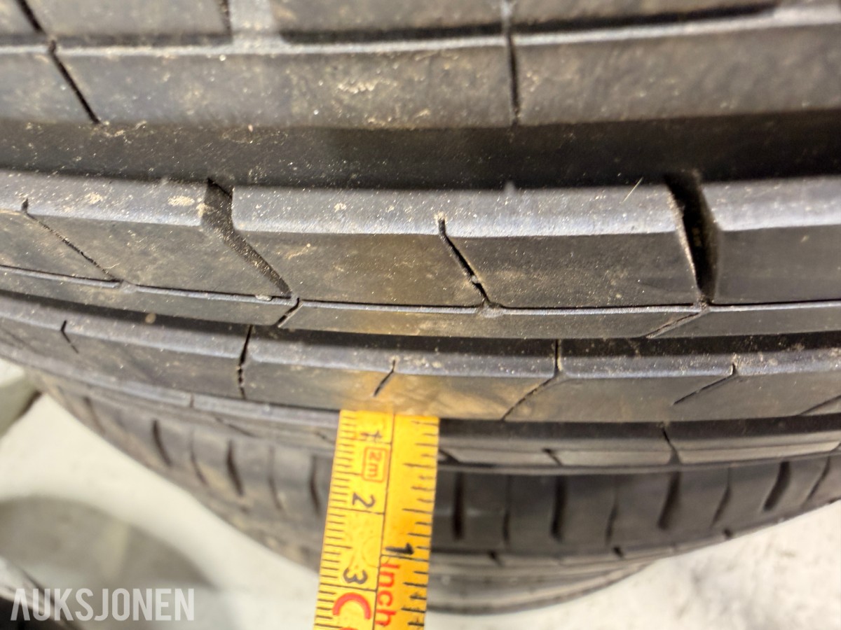 Felger og dekk, 215/65 R16C og 205/60 R16