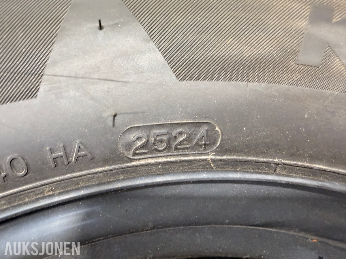 Felger med Hankook dekk, 195/65 R15