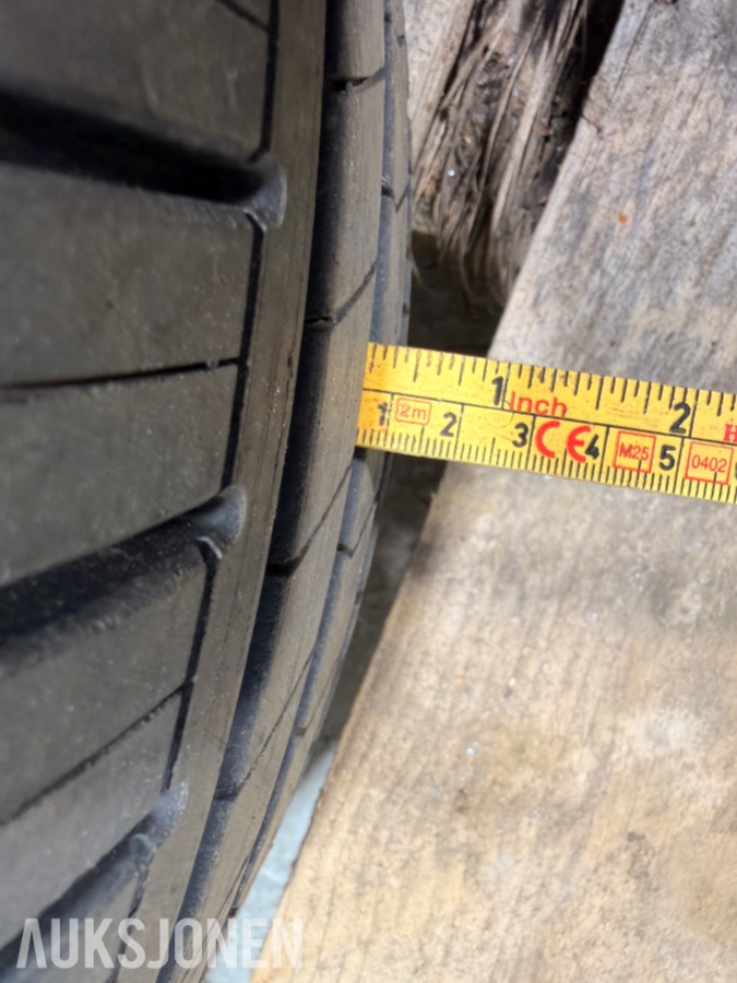 Felger med Hankook dekk, 195/65 R15