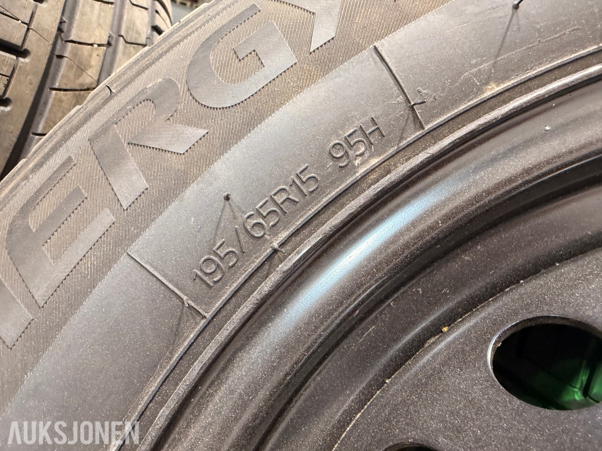 Felger med Hankook dekk, 195/65 R15