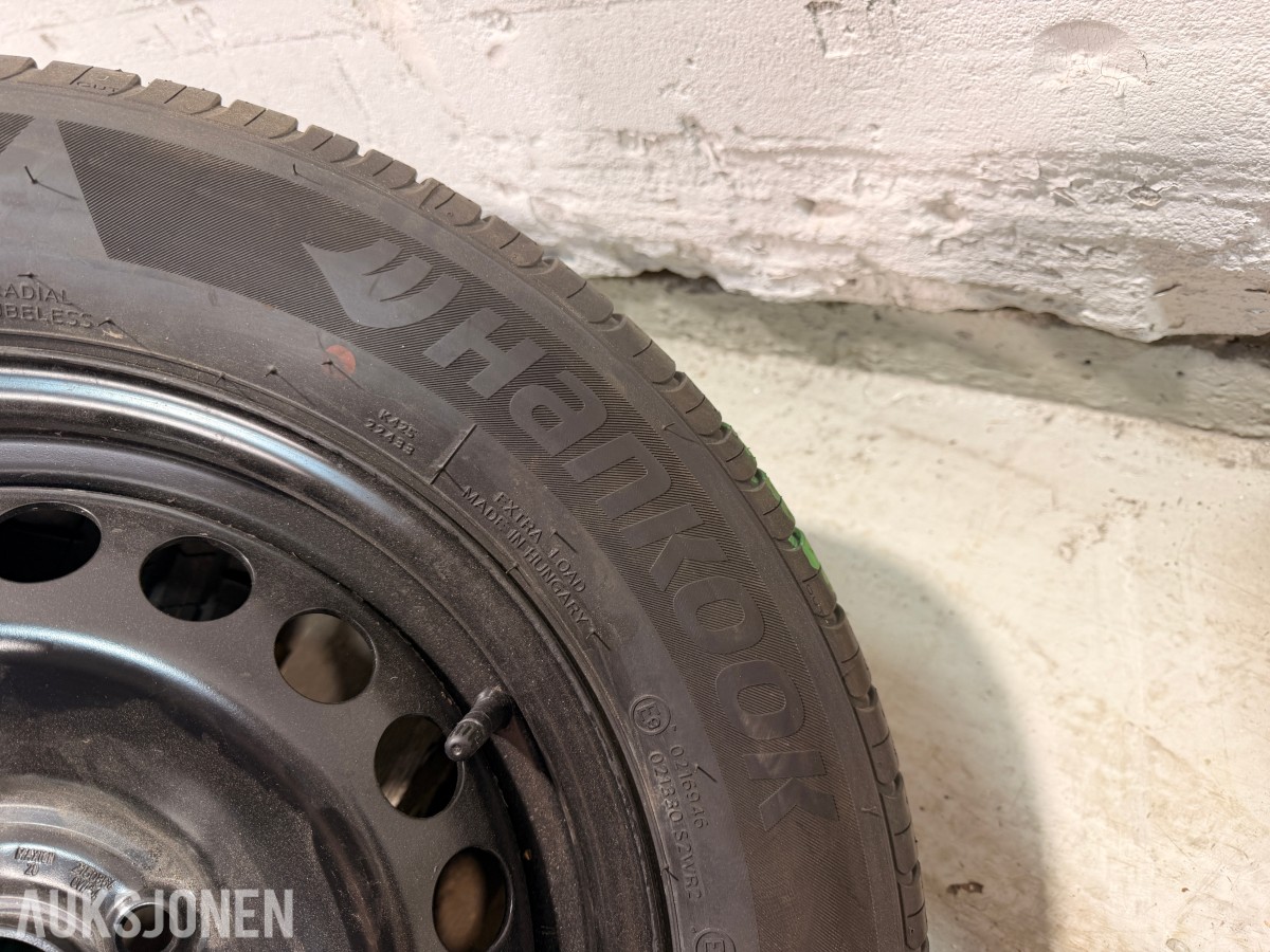 Felger med Hankook dekk, 195/65 R15