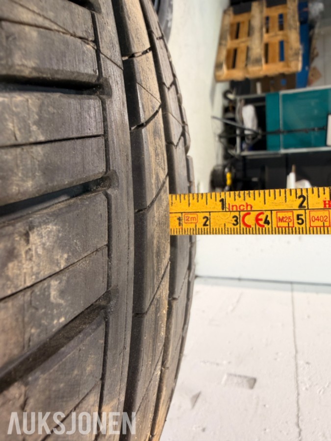 Felger med Hankook dekk, 195/65 R15