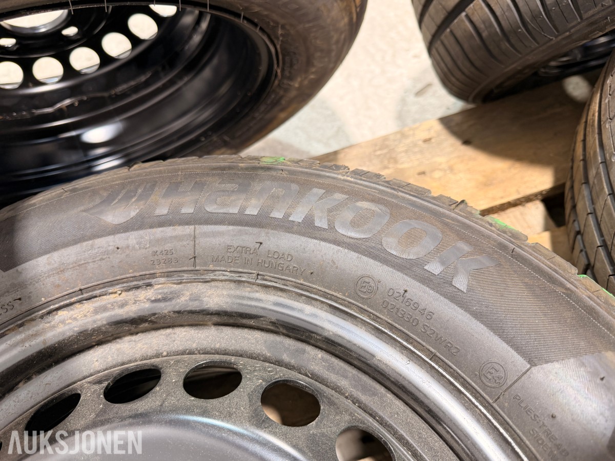 Felger med Hankook dekk, 195/65 R15