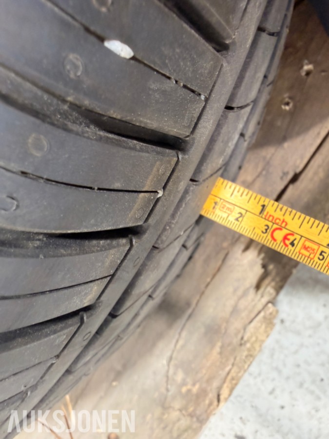 Felger med Hankook dekk, 195/65 R15