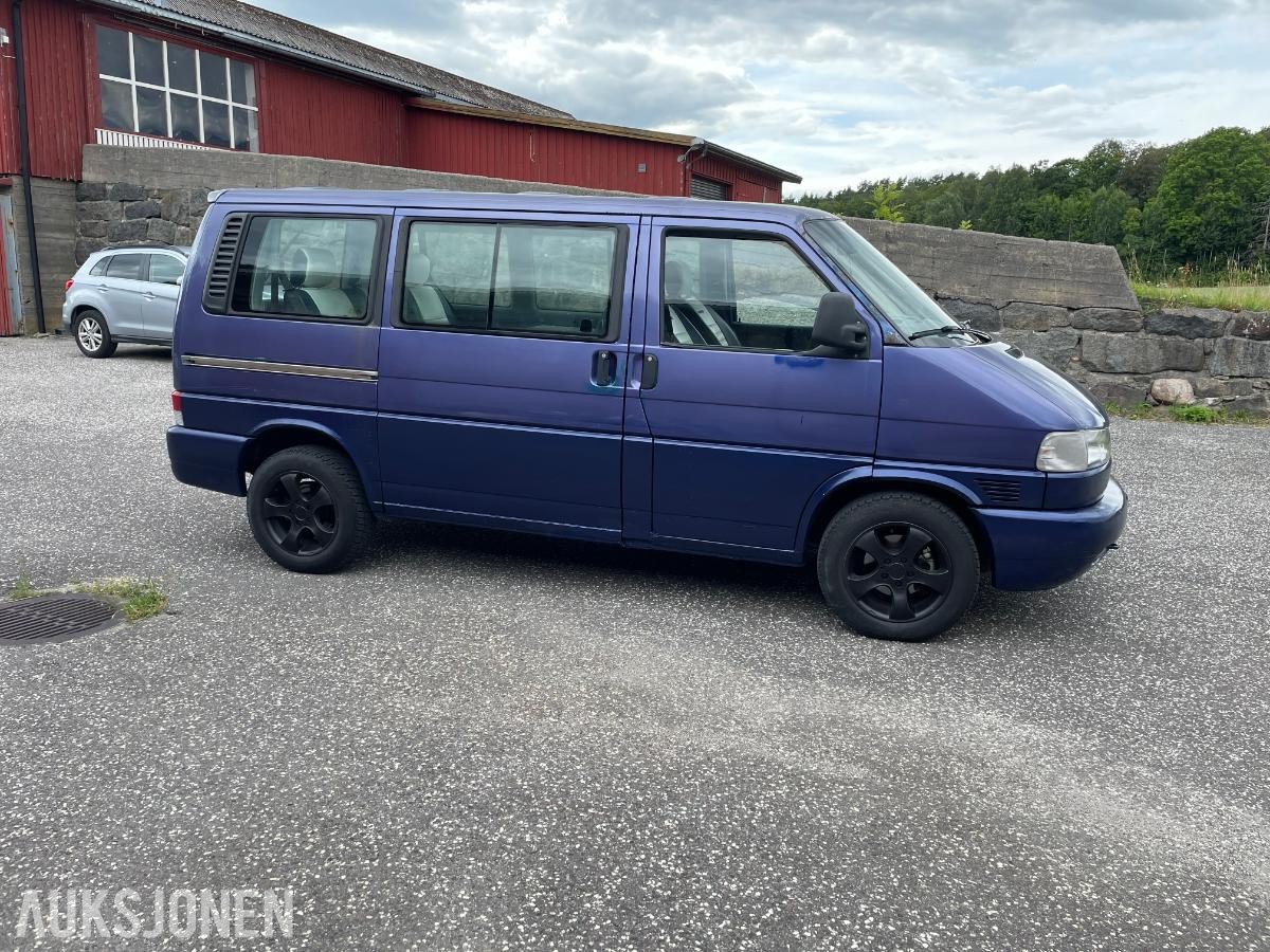 1996 Volkswagen Caravelle 2.5 TDI 102hk cruisekontroll hengerfeste skinn 7 seter