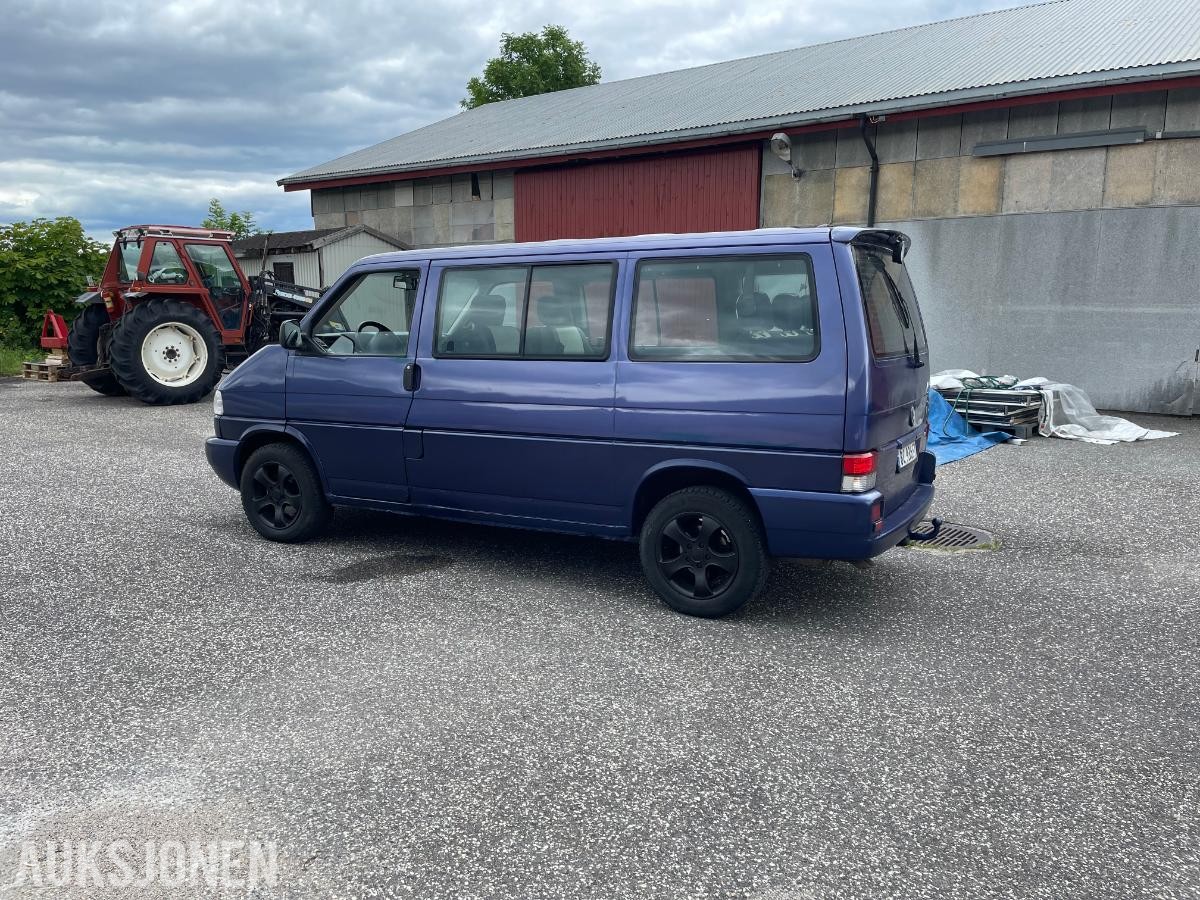 1996 Volkswagen Caravelle 2.5 TDI 102hk cruisekontroll hengerfeste skinn 7 seter