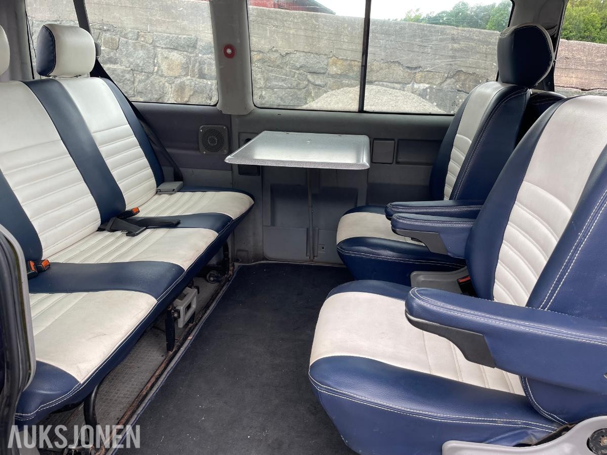 1996 Volkswagen Caravelle 2.5 TDI 102hk cruisekontroll hengerfeste skinn 7 seter