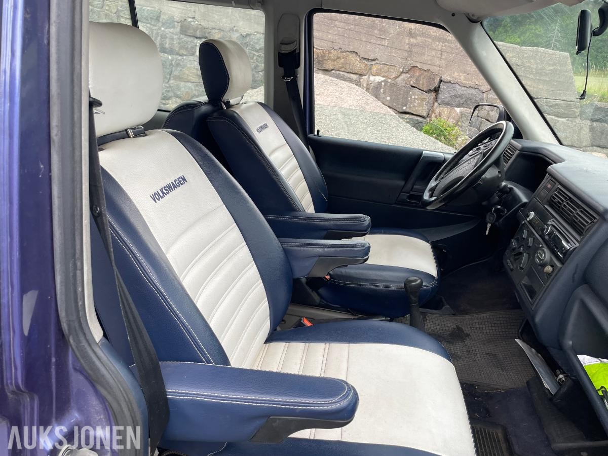 1996 Volkswagen Caravelle 2.5 TDI 102hk cruisekontroll hengerfeste skinn 7 seter