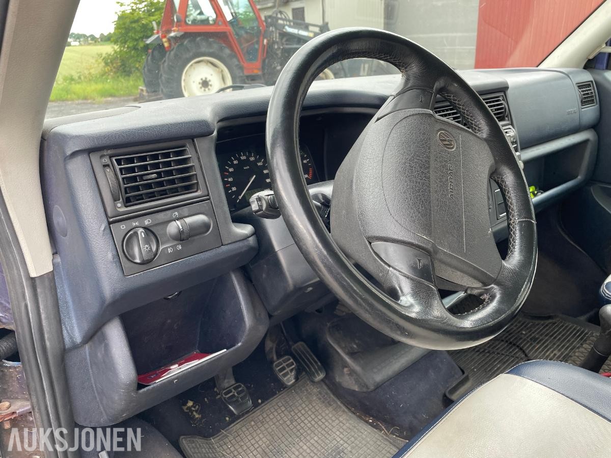 1996 Volkswagen Caravelle 2.5 TDI 102hk cruisekontroll hengerfeste skinn 7 seter
