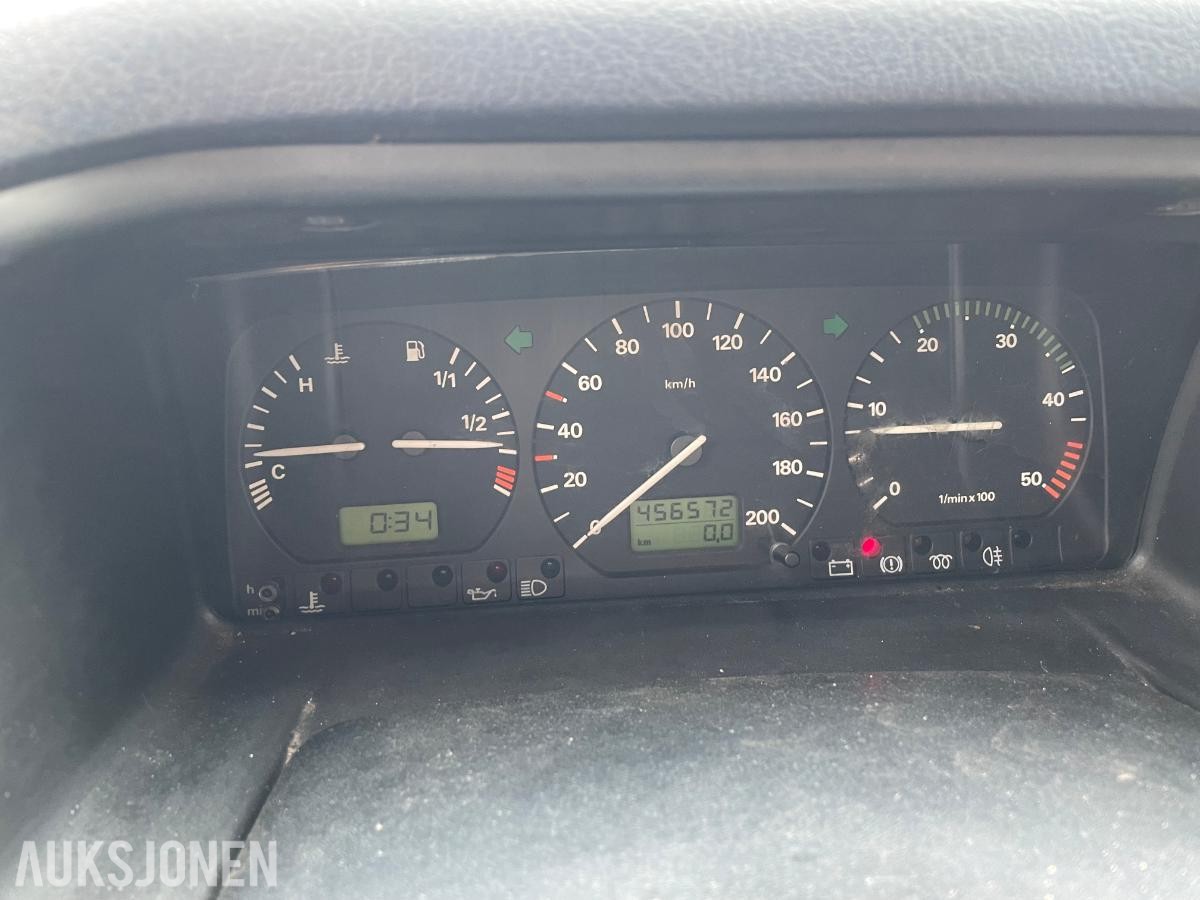 1996 Volkswagen Caravelle 2.5 TDI 102hk cruisekontroll hengerfeste skinn 7 seter