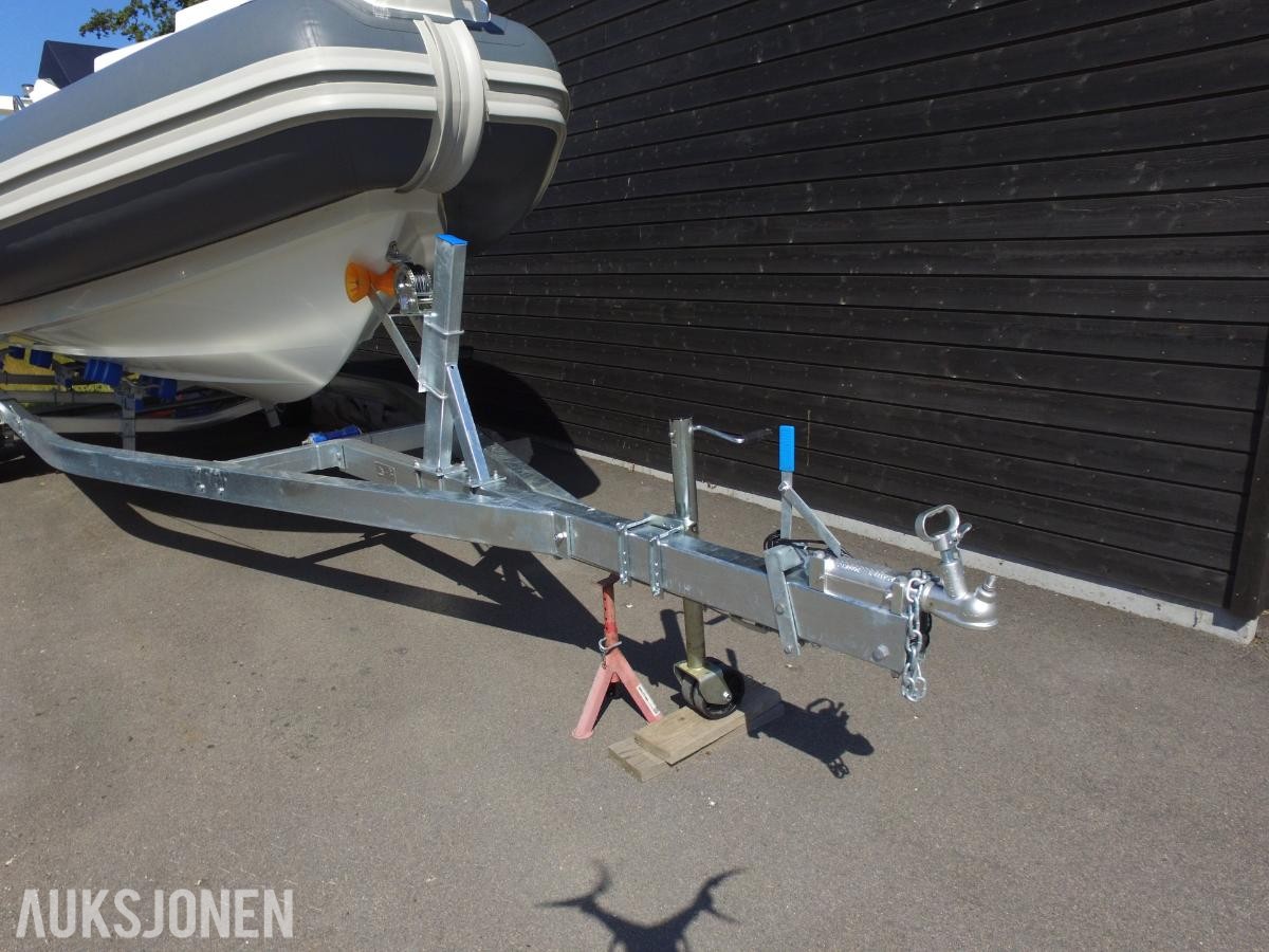 2026 NY - XL RIB båt 26 fot med mye utstyr