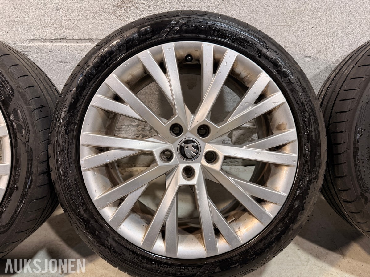 Hjulsett Skoda - 235/45 R18