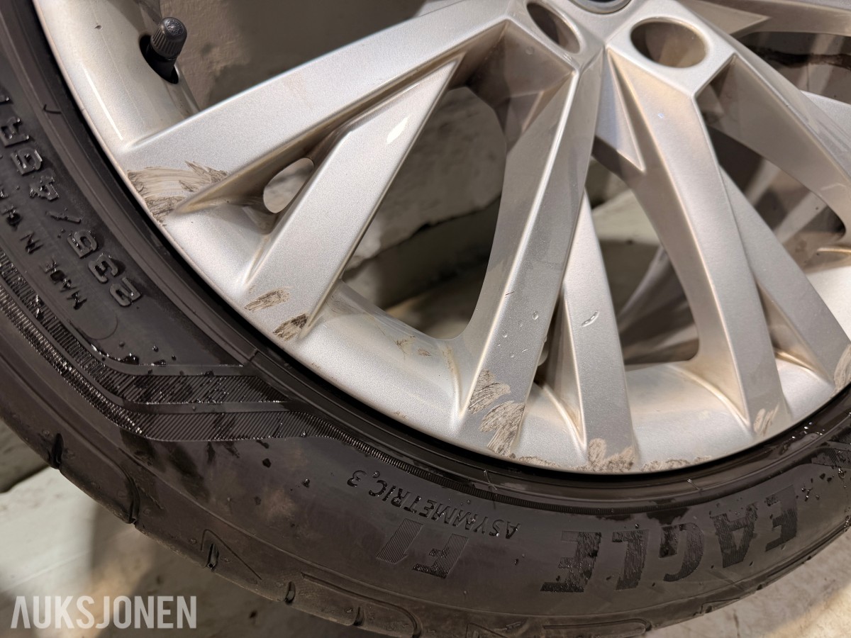 Hjulsett Skoda - 235/45 R18