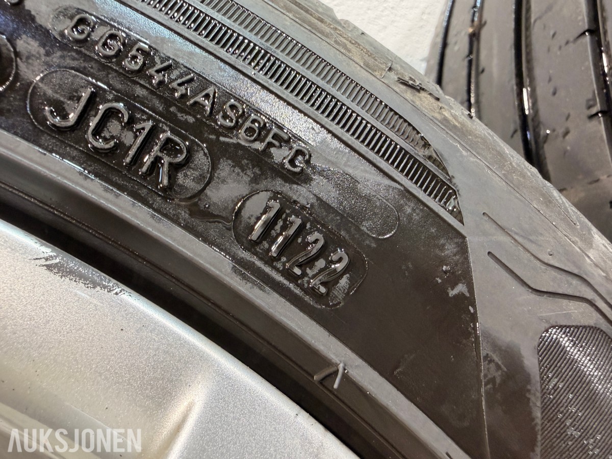 Hjulsett Skoda - 235/45 R18