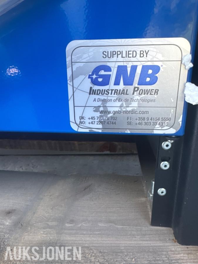 2018 GNB Industrial Power STC trucklader / Linde batterilader