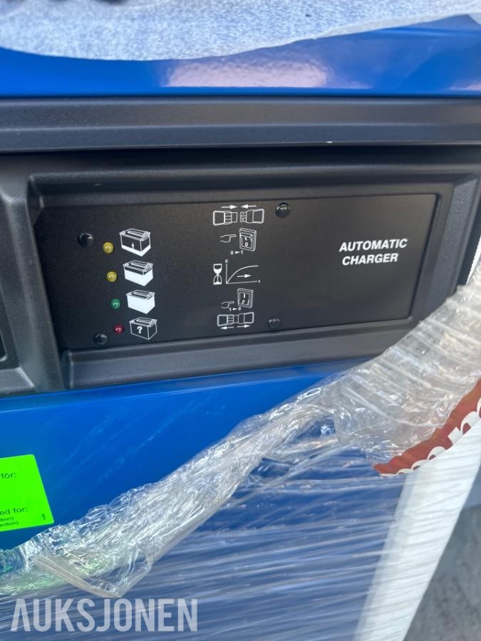 2018 GNB Industrial Power STC trucklader / Linde batterilader