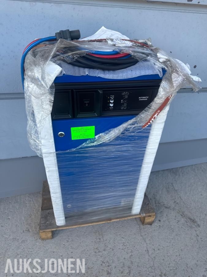 2018 GNB Industrial Power STC trucklader / Linde batterilader