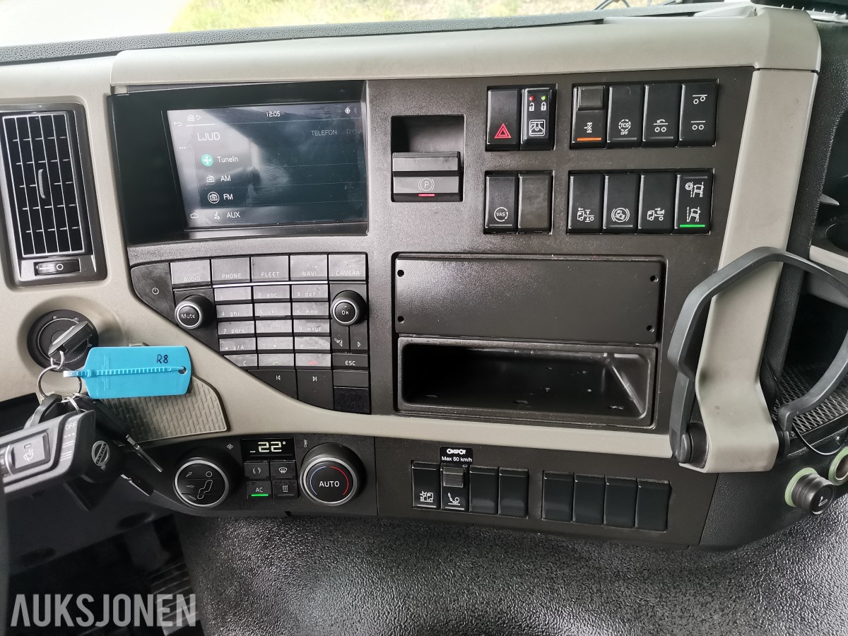 2019 Volvo FM 460 LNG 6x2 kjølebil – Carrier – Zepro bakløfter – I-Shift