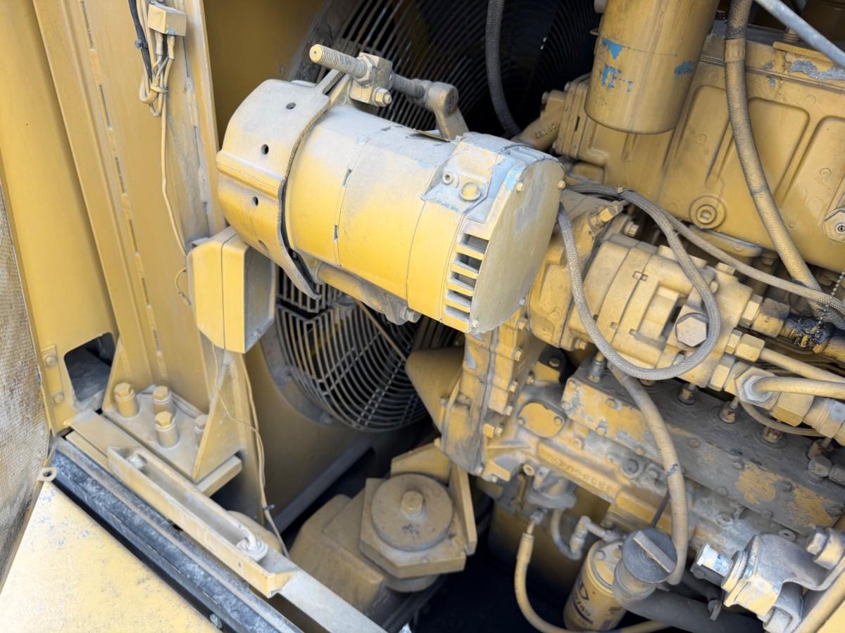 1993 mod. Cat 245 D gravemaskin på 71 tonn m/tannskuff. Sertifisert