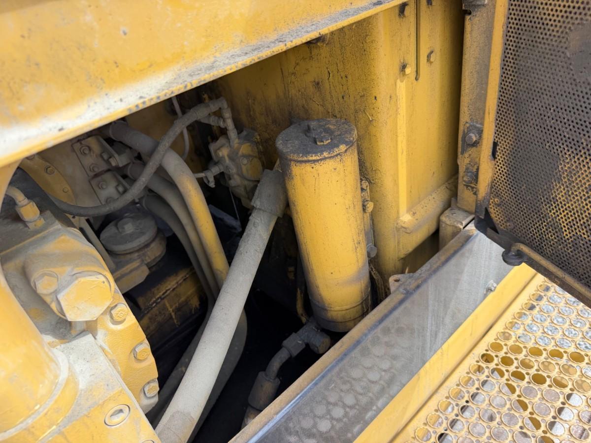 1993 mod. Cat 245 D gravemaskin på 71 tonn m/tannskuff. Sertifisert
