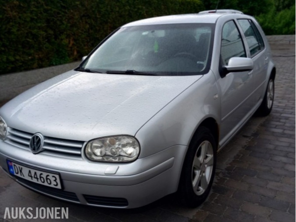 2003 Volkswagen Golf 1.6 bensin 102hk Automat EU ok til 03.2028