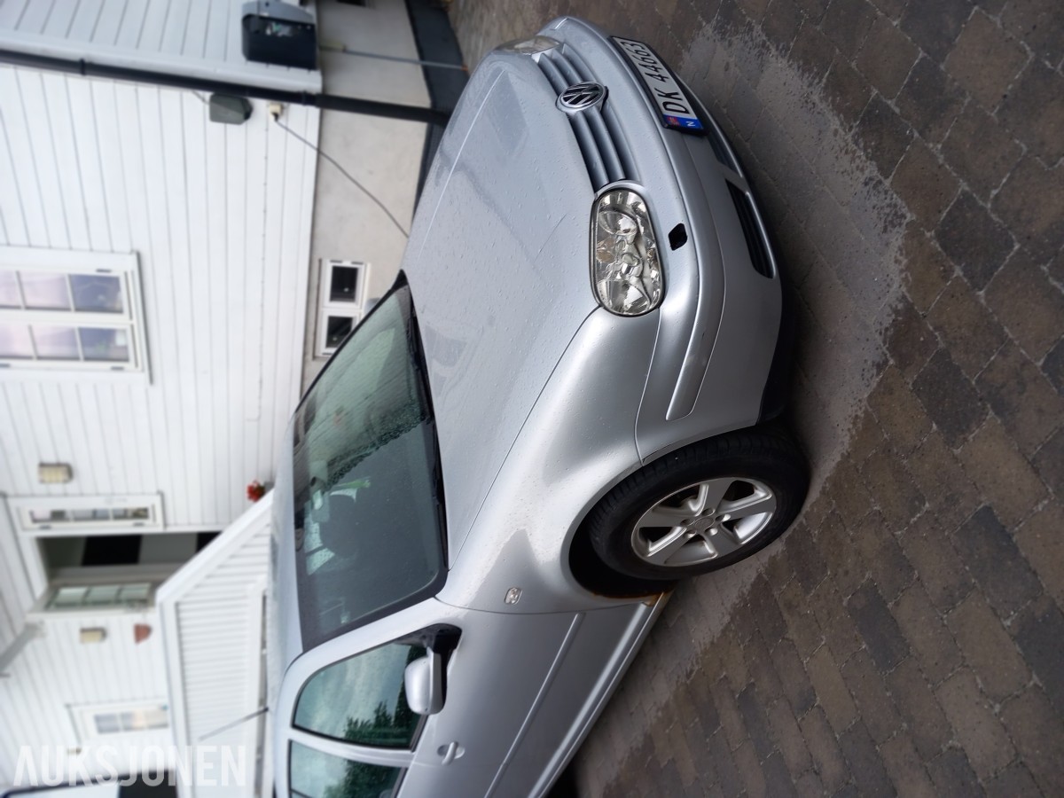 2003 Volkswagen Golf 1.6 bensin 102hk Automat EU ok til 03.2028