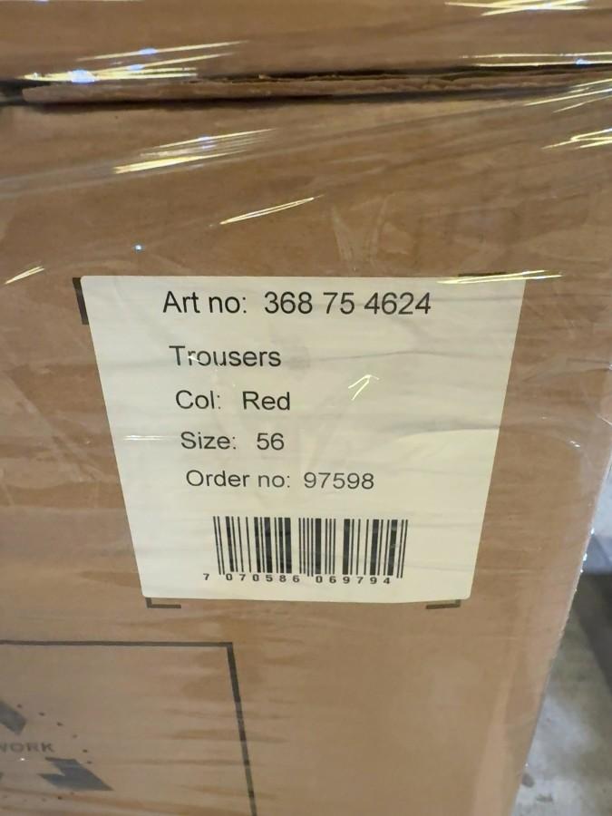 284 stk Univern Trousers red str 44/50/56/58/66/68