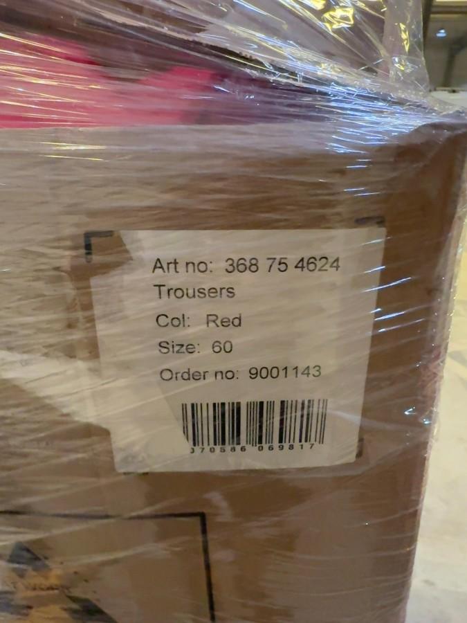 284 stk Univern Trousers red str 44/50/56/58/66/68