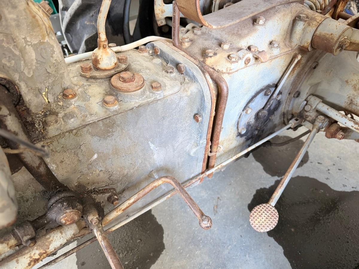 1952 GRÅTASS TEA 20 - VETERANTRAKTOR - RENOVERINGSOBJEKT
