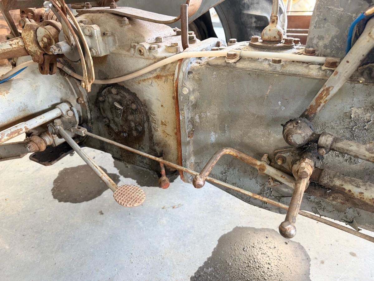 1952 GRÅTASS TEA 20 - VETERANTRAKTOR - RENOVERINGSOBJEKT
