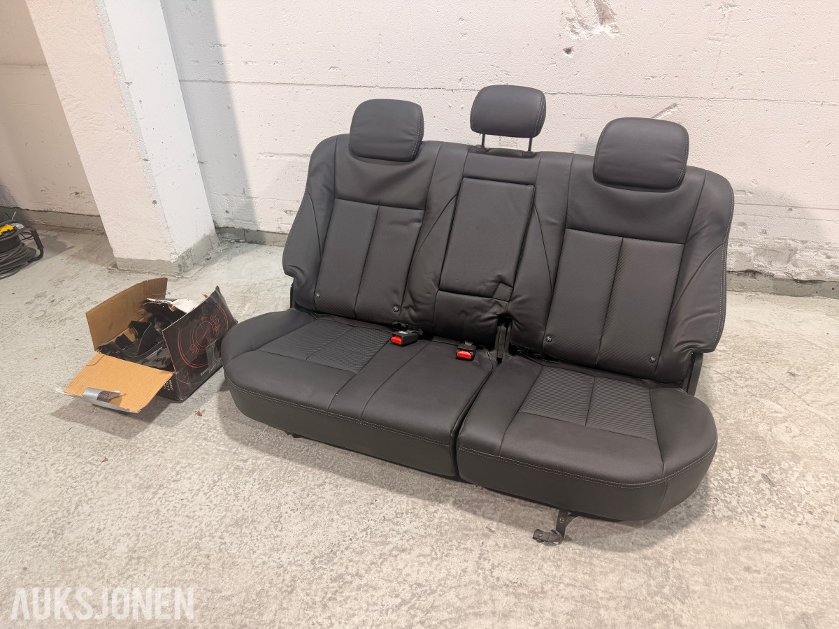 Isuzu D-Max 2018 baksete med Isofix