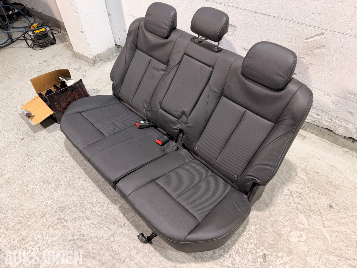 Isuzu D-Max 2018 baksete med Isofix