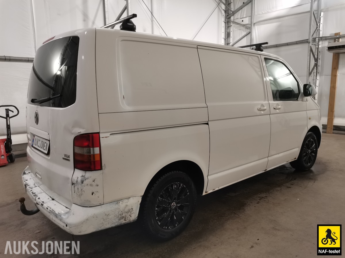 2014 Volkswagen TRANSPORTER *UTEN MINSTEPRIS* 2.0 TDI HENGERFESTE CRUISE